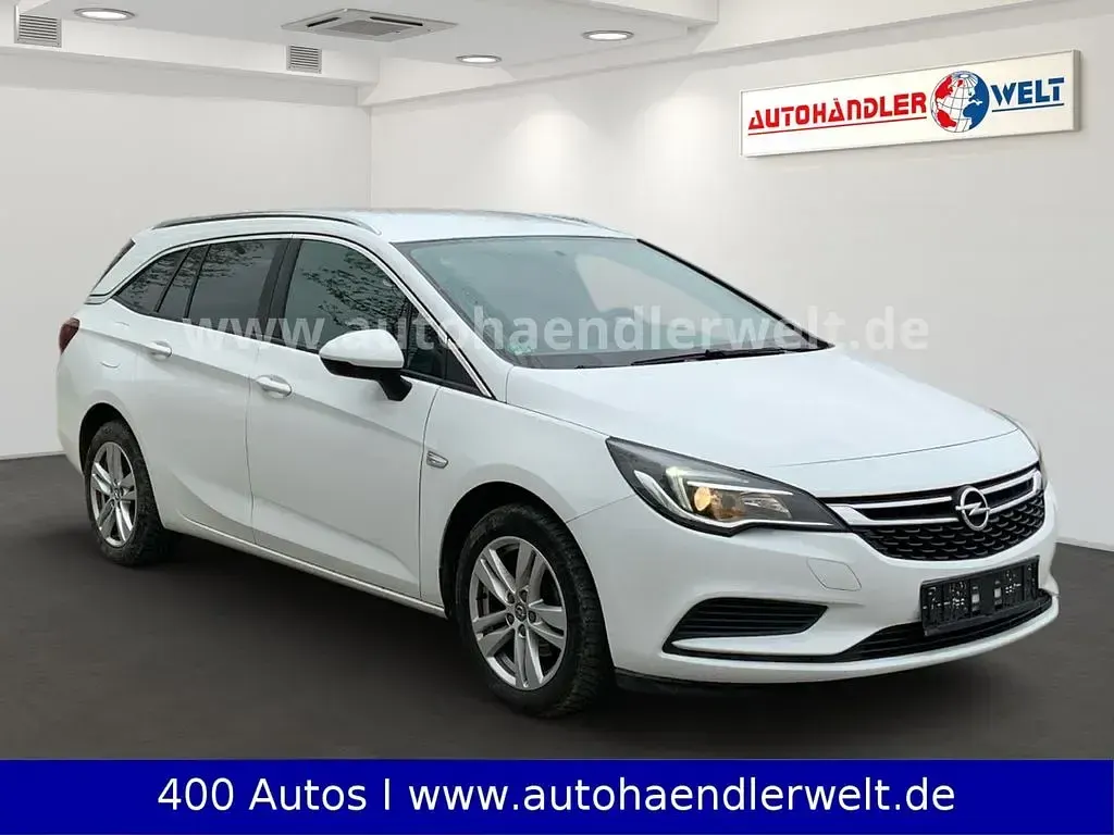 Usata Opel Astra Active 105 CV (77 kW) 2016 Bianco Station wagon