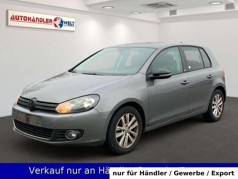 Grau Gebraucht 2011 VW Golf Style Limousine | 4.999 € (Guter Preis) - Bild 1/4
