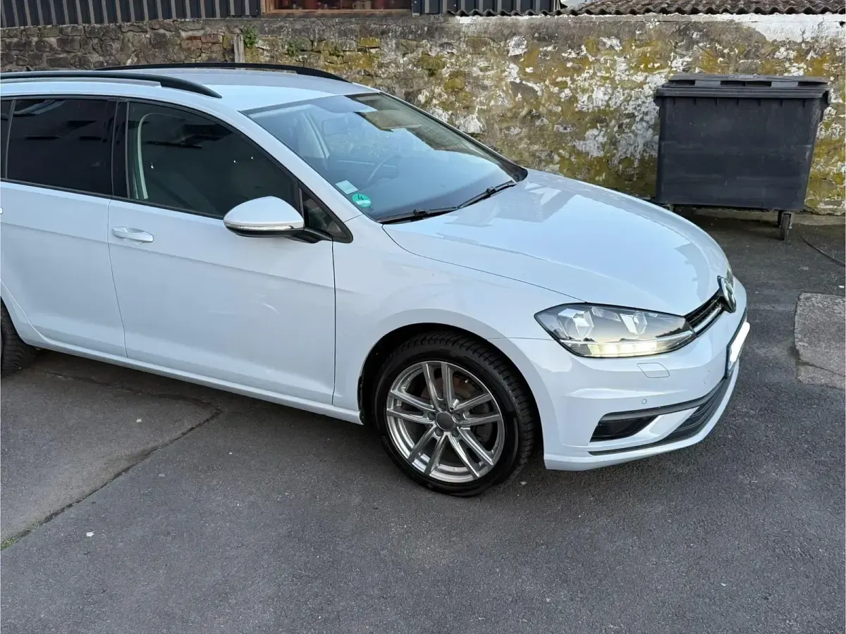 Gebraucht VW Golf VII Join 116 PS (85 kW) 2018 Kombi