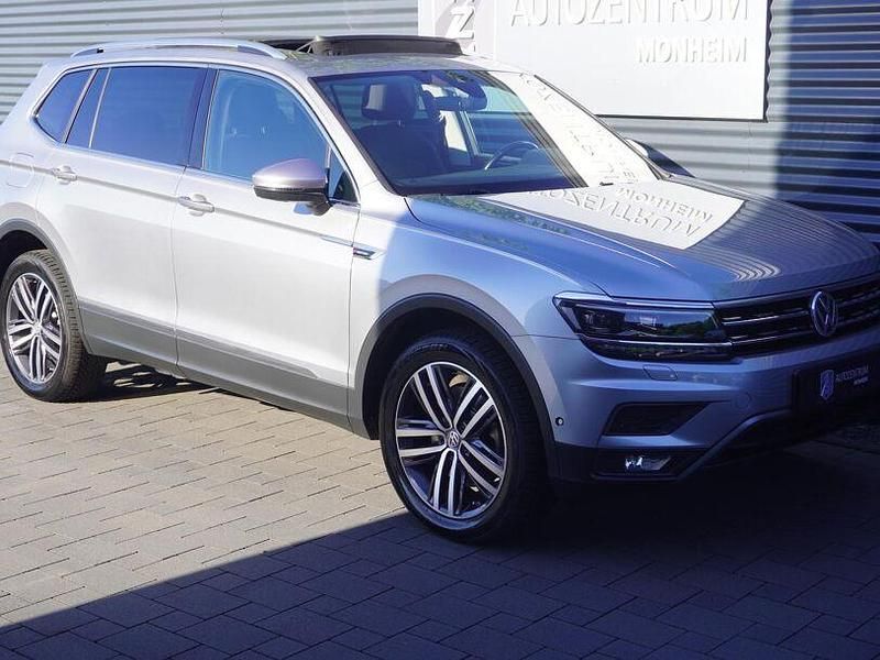 Gebraucht VW Tiguan Allspace Highline 239 PS (175 kW) 2019 Pyrit silber metallic SUV