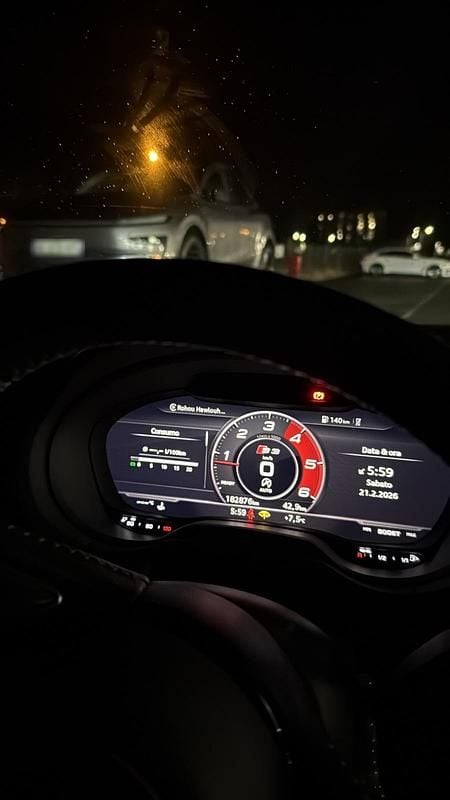 Second-hand Audi A3 S-Line 150 CP (110 kW) 2018 Argintiu Berlinǎ