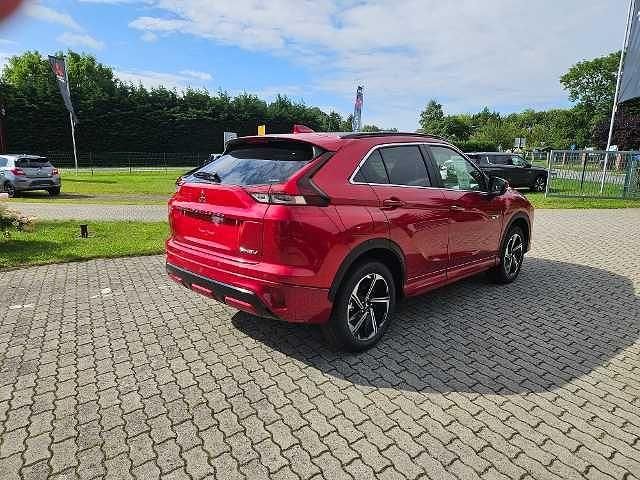 Gebraucht Mitsubishi Eclipse Cross Select 188 PS (138 kW) 2024 Rot SUV