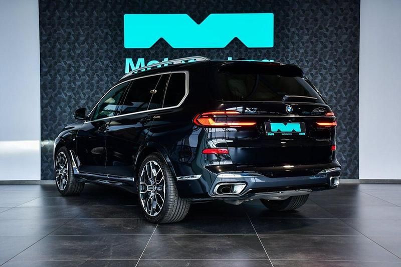 Gebraucht BMW X7 352 PS (258 kW) 2024 Schwarz SUV