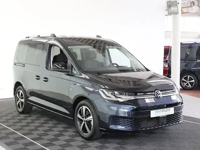 Gebraucht VW Caddy Goal 150 PS (110 kW) 2025 Blau Van / Kleinbus