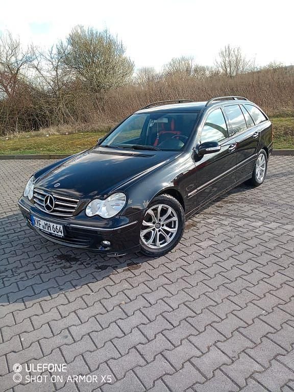 Schwarz Gebraucht 2007 Mercedes C180 Elegance Kombi | 4.400 € (Fairer Preis) - Bild 1/4