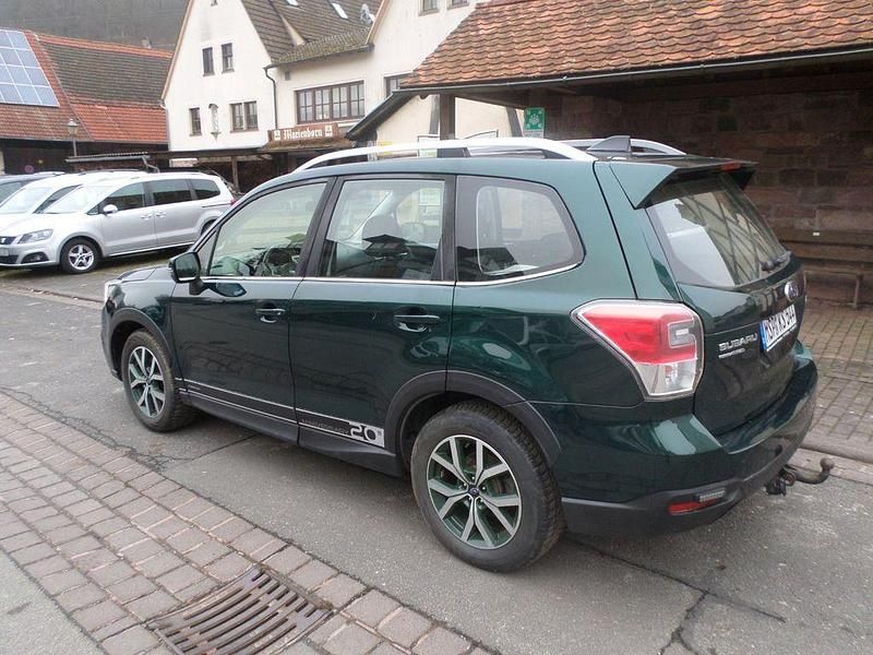 Gebraucht Subaru Forester Exclusive+ 147 PS (108 kW) 2018 Grün SUV