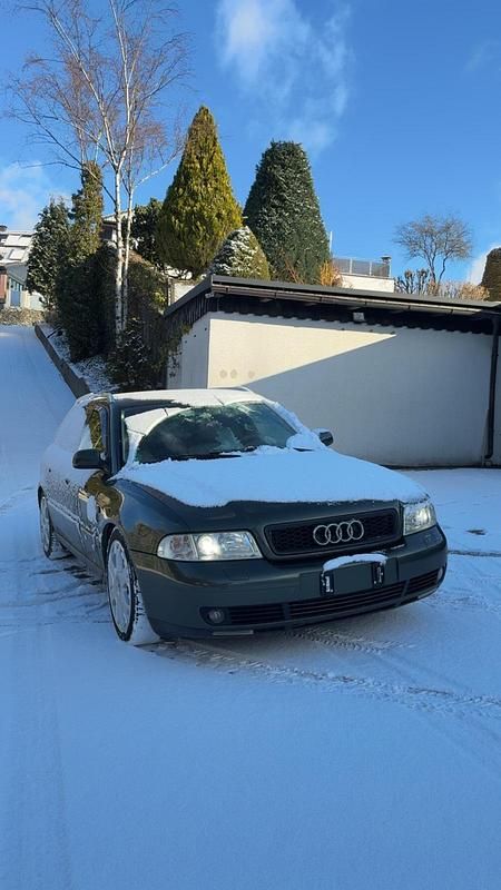 Gebraucht Audi A4 240 PS (176 kW) 2000 Grün Kombi