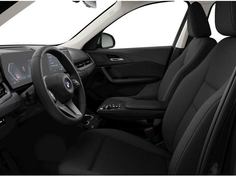 Neu BMW X1 Performance 156 PS (114 kW) 2026 Spacesilber SUV