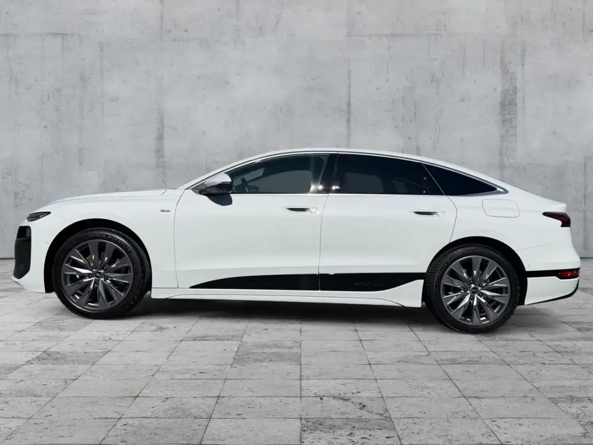Gebraucht Audi e-tron Sportback Ambiente 210 kW (286 PS) 2025 Gletscherweiß metallic SUV