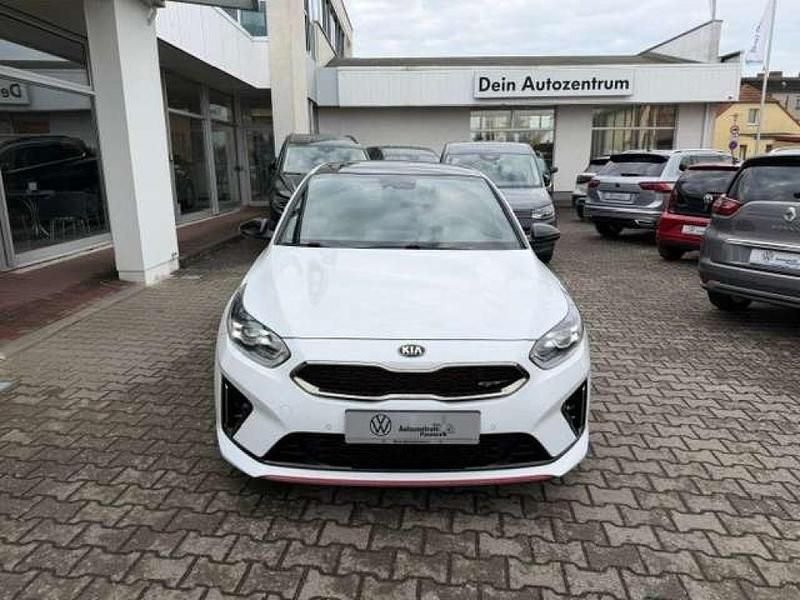 Second-hand Kia Ceed 204 CP (150 kW) 2021 Alb Hatchback