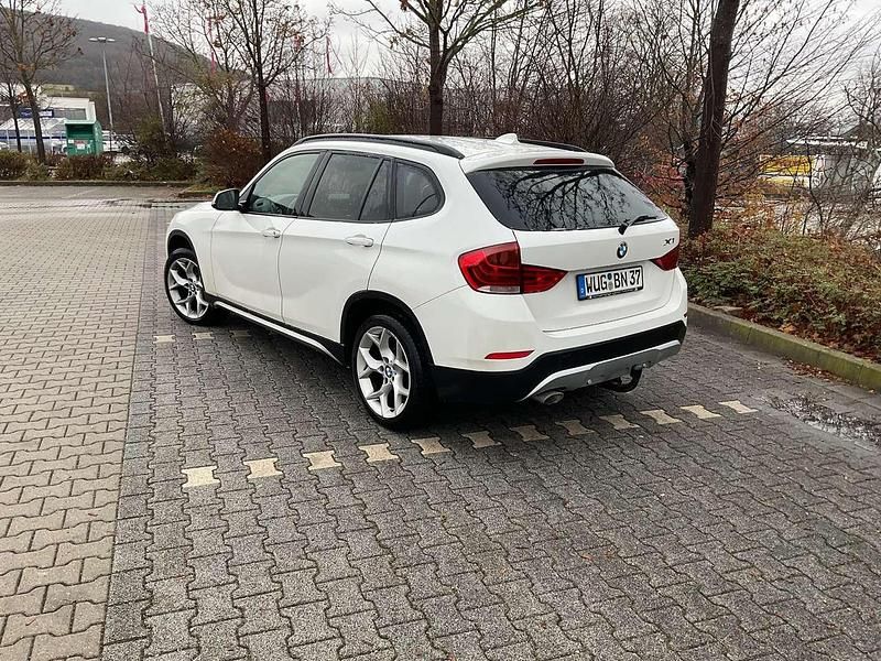 Gebraucht BMW X1 Sport Line 143 PS (105 kW) 2013 Weiß SUV
