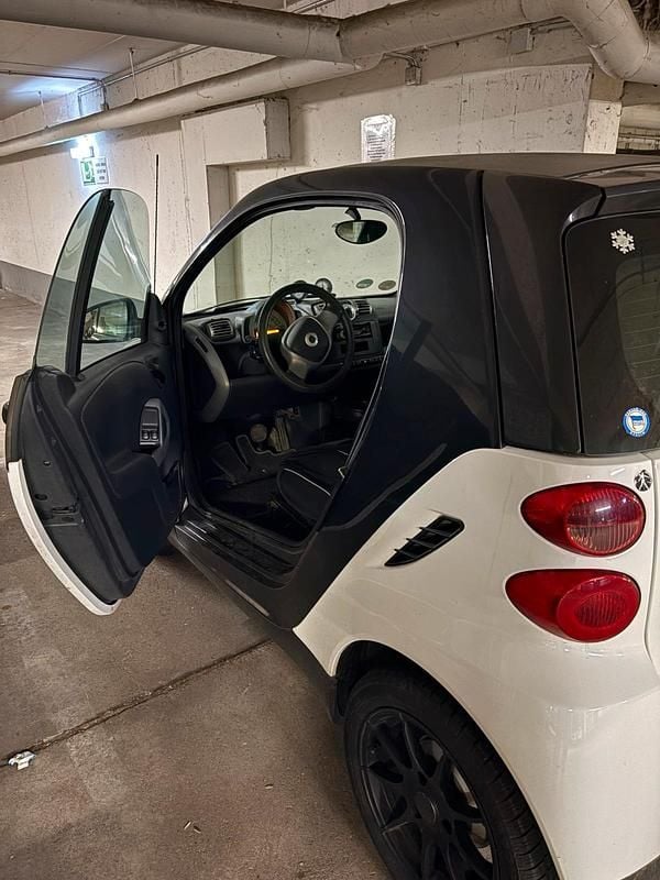 Gebraucht Smart ForTwo Coupé 71 PS (52 kW) 2009 Weiß Coupé