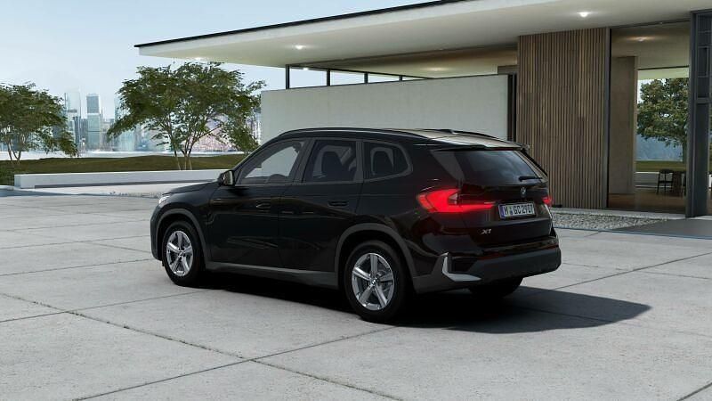 Neu BMW X1 136 PS (100 kW) 2026 Schwarz uni SUV
