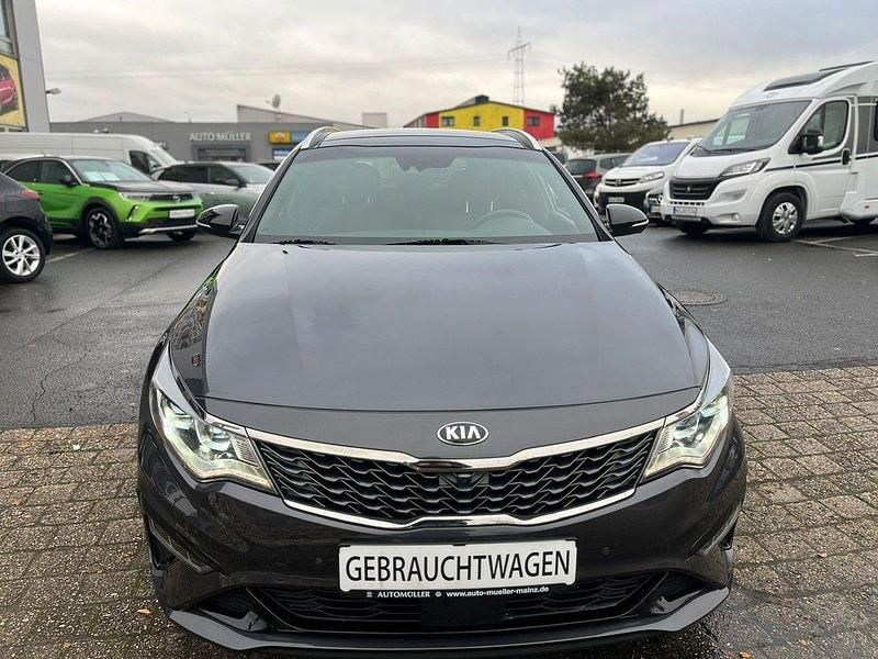 Gebraucht Kia Optima 179 PS (131 kW) 2018 Grau Kombi
