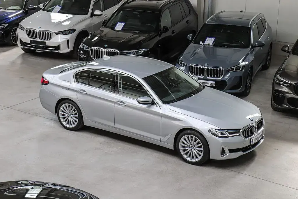 Gebraucht BMW 530e Luxury Line 184 PS (135 kW) 2020 Silber Limousine