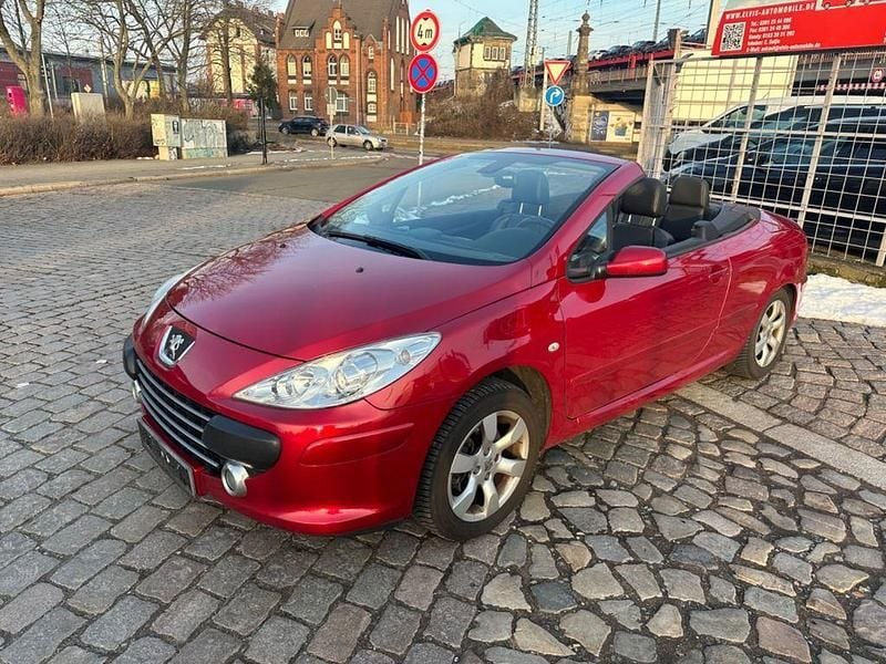 Gebraucht Peugeot 307 CC 140 PS (102 kW) 2005 Rot Cabrio