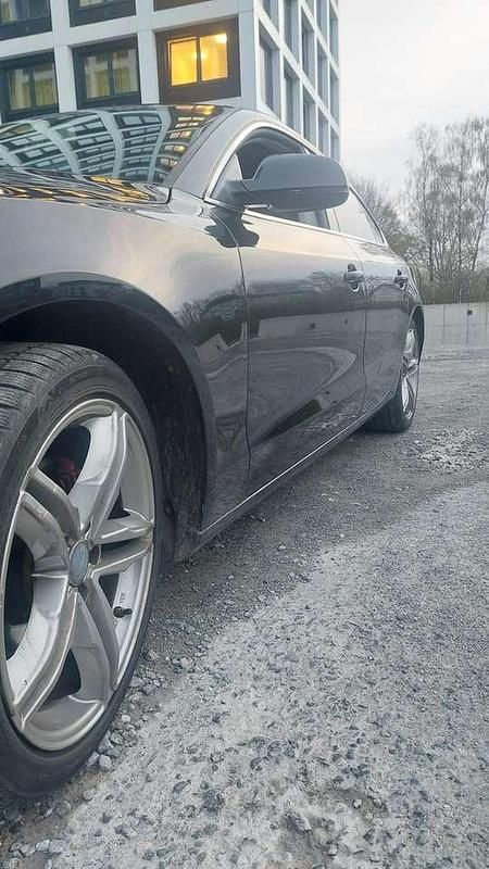 Gebraucht Audi A5 179 PS (131 kW) 2010 Schwarz Coupé