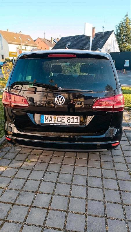 Gebraucht VW Sharan 150 PS (110 kW) 2016 Schwarz Van / Kleinbus