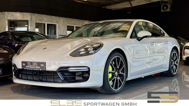 Grau Gebraucht 2019 Porsche Panamera Turbo S Limousine | 88.850 € (Fairer Preis) - Bild 1/4