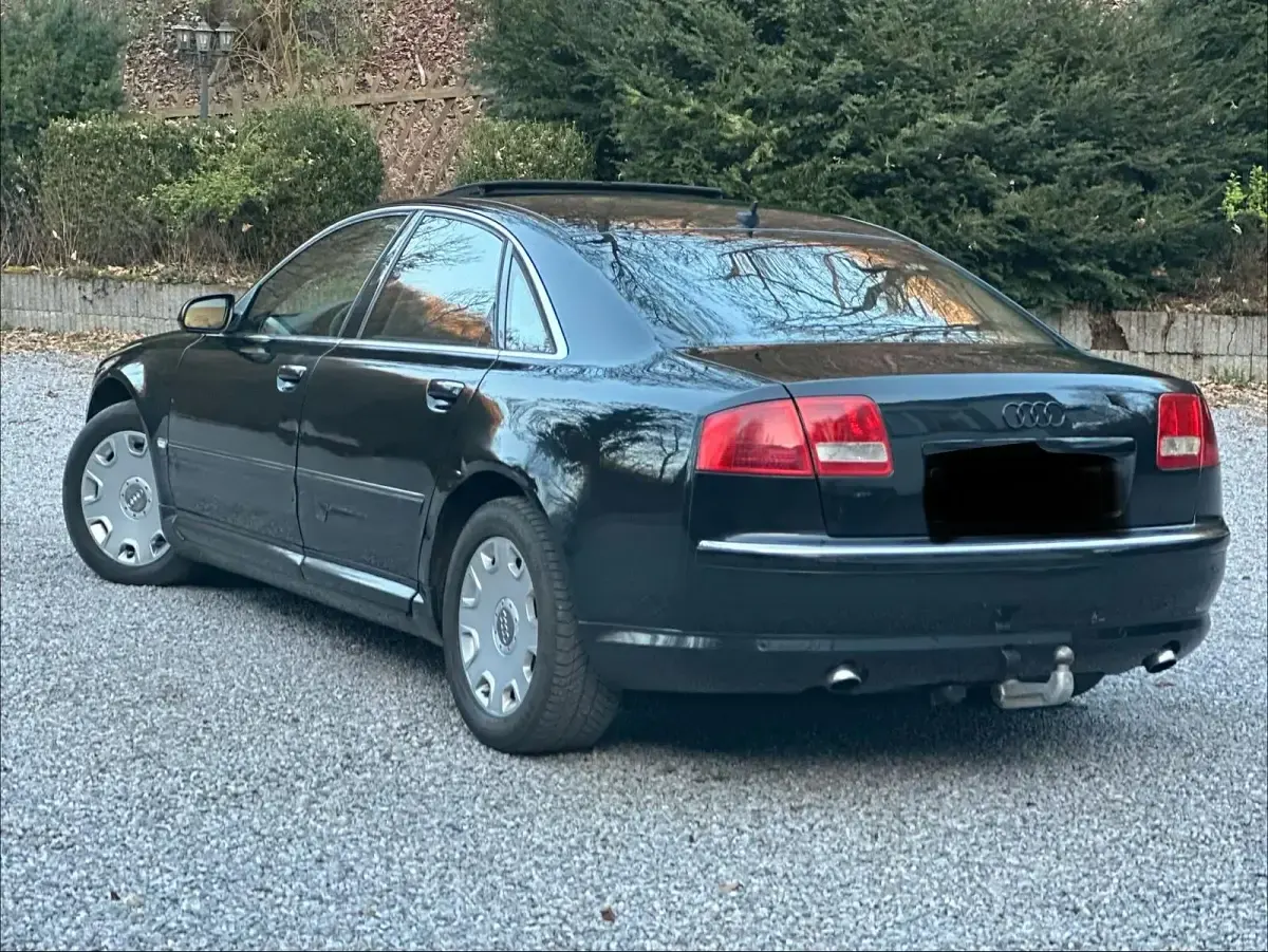 Second-hand Audi A8 275 CP (202 kW) 2004 Negru Berlinǎ