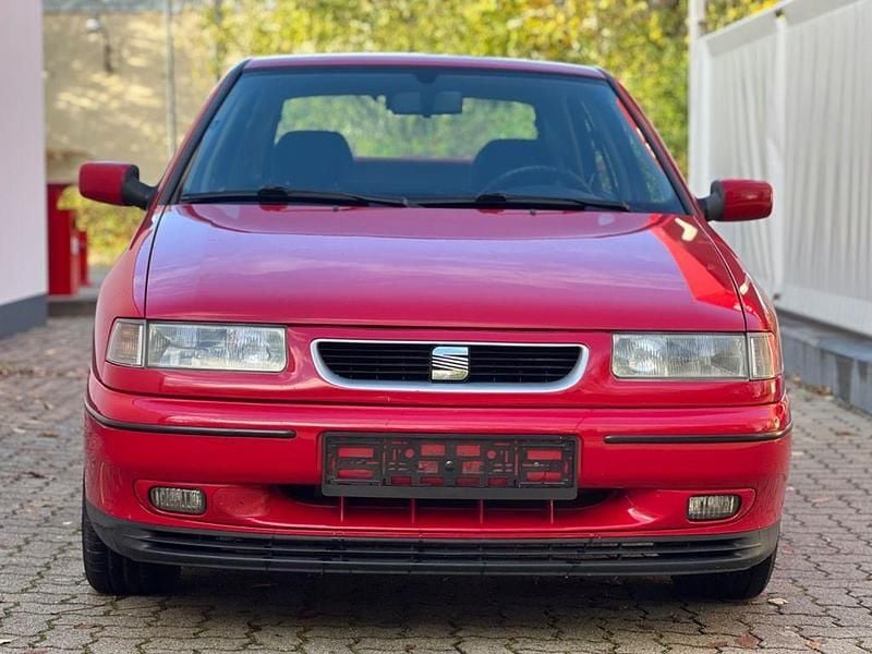 Gebraucht Seat Toledo 101 PS (74 kW) 1998 Rot Limousine