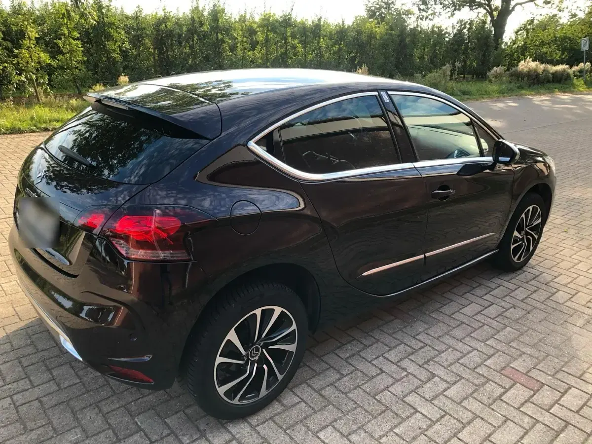 Gebraucht Citroën DS4 114 PS (83 kW) 2014 Andere farben Kleinwagen