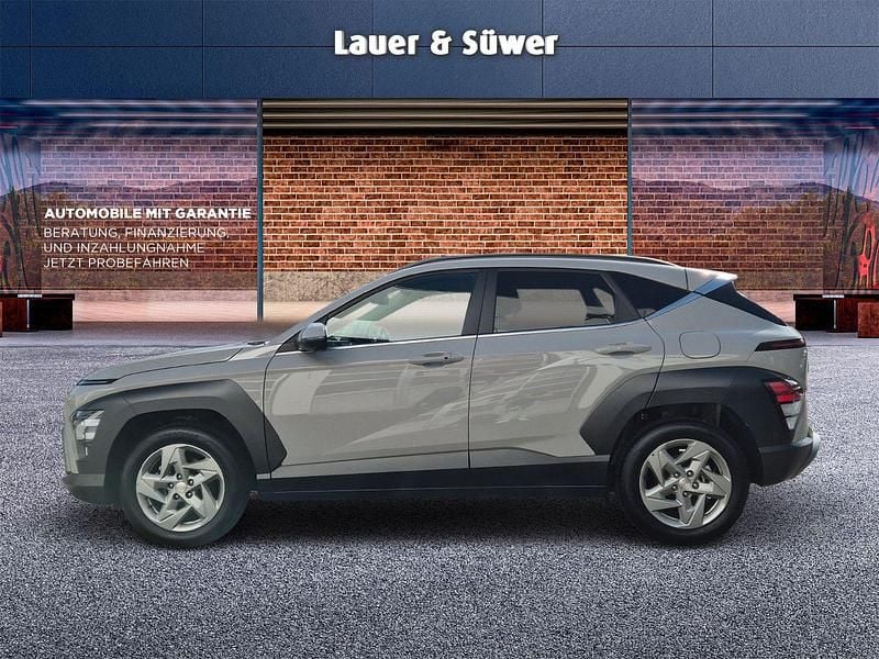 Gebraucht Hyundai Kona Trend 120 PS (88 kW) 2024 Silber SUV