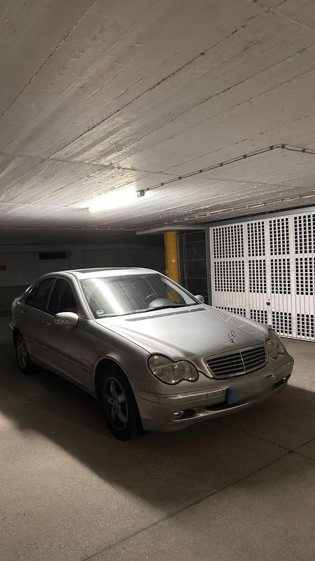 Gebraucht Mercedes C180 Elegance 129 PS (94 kW) 2001 Grau Kombi