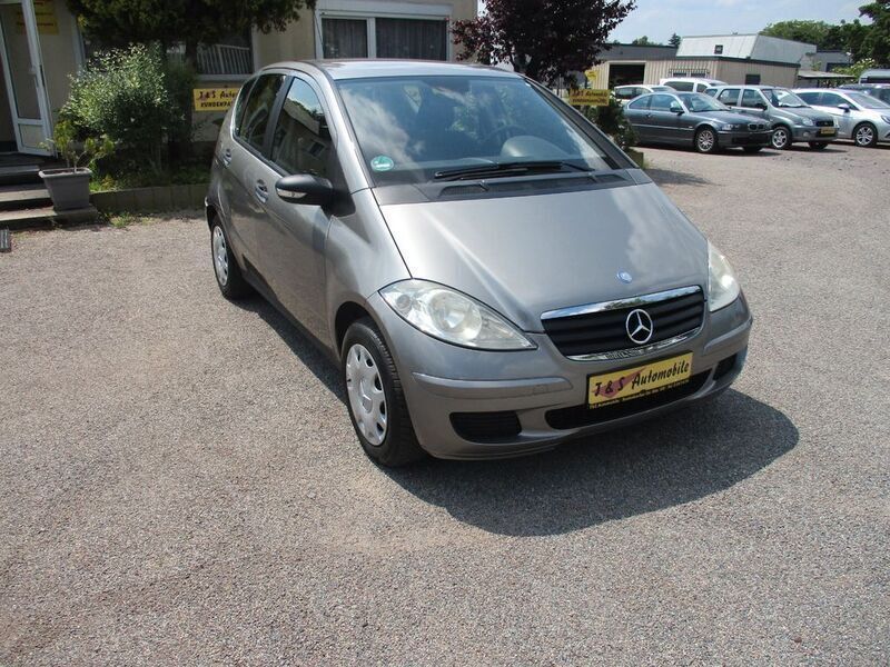 Grau Gebraucht 2006 Mercedes A170 Limousine | 2.499 € (Guter Preis) - Bild 1/4
