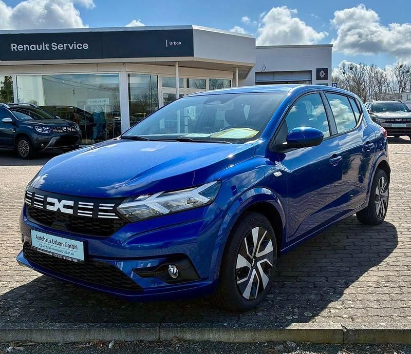Gebraucht Dacia Sandero 90 PS (66 kW) 2024 Blau Kleinwagen