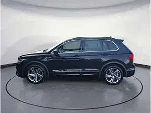 Gebraucht VW Tiguan R-line 150 PS (110 kW) 2024 Schwarz SUV