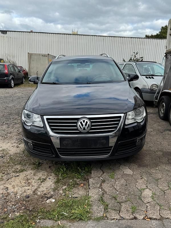 Schwarz Gebraucht 2007 VW Passat Kombi | 2.999 € (Fairer Preis) - Bild 1/4