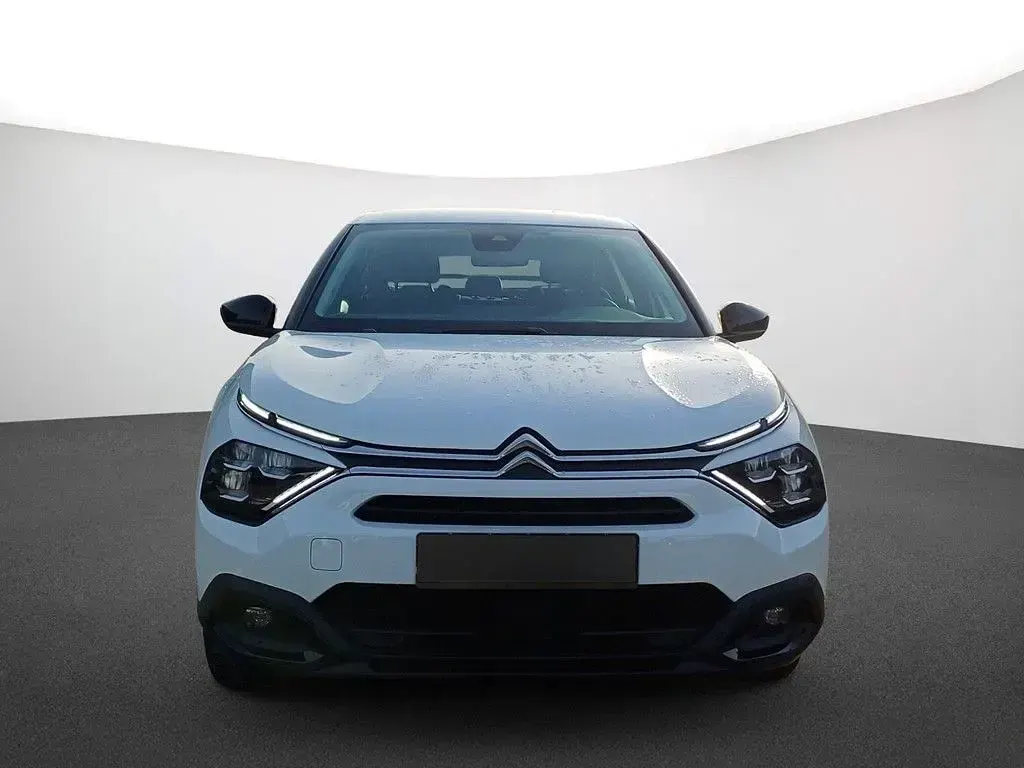 Gebraucht Citroën C4 Feel 131 PS (96 kW) 2023 Weiß Limousine