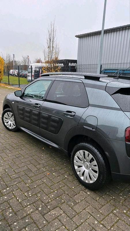 Gebraucht Citroën C4 99 PS (72 kW) 2016 Grau Limousine