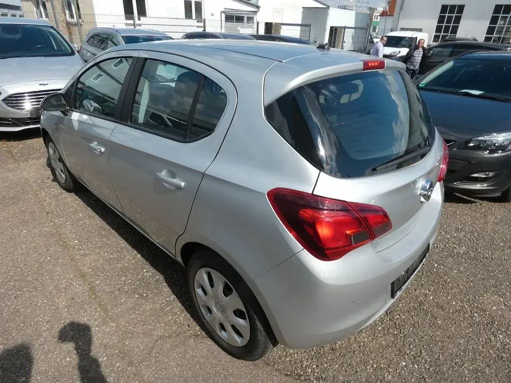 Gebraucht Opel Corsa Edition 90 PS (66 kW) 2018 Argon silber/ice silver (m2) Kleinwagen