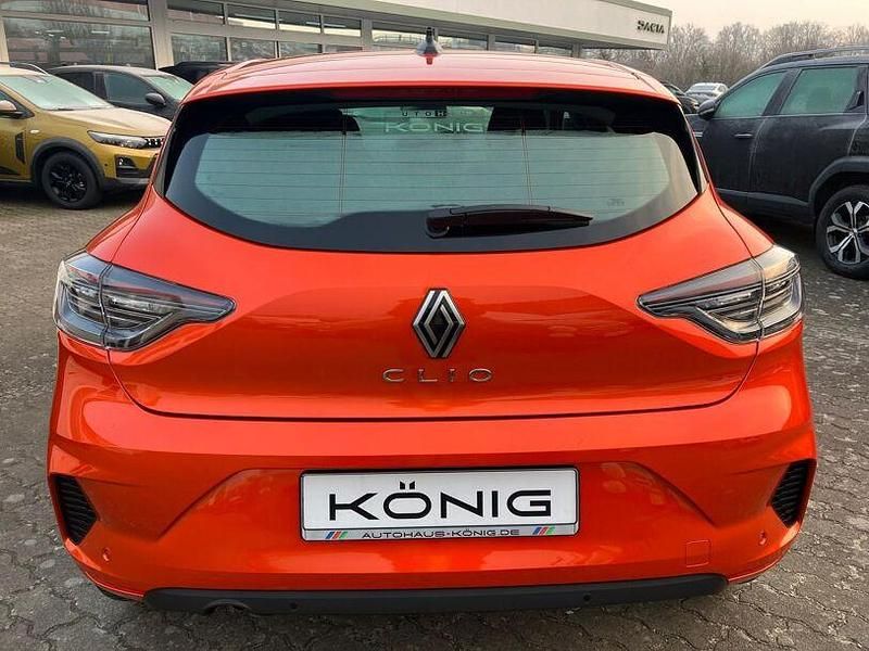 Gebraucht Renault Clio V Evolution 91 PS (66 kW) 2024 Orange Limousine