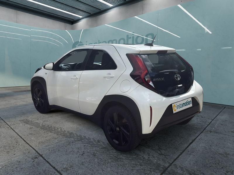 Weiß Gebraucht 2024 Toyota Aygo Kleinwagen | 16.499 € (Fairer Preis) - Bild 1/1
