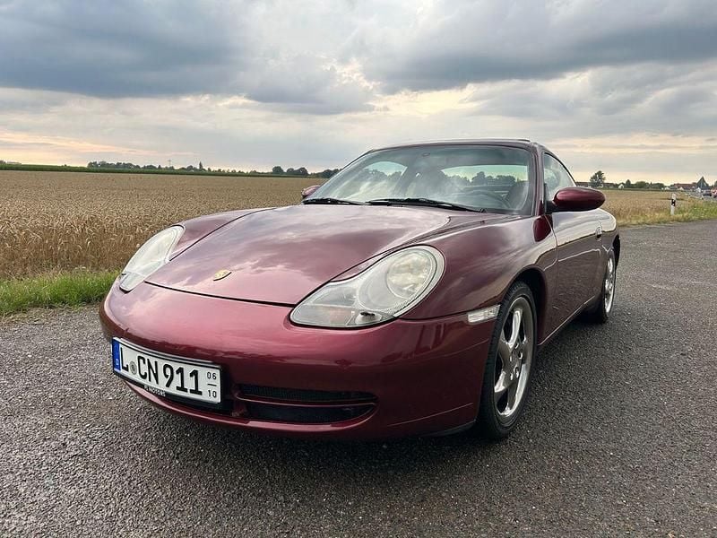 Rot Gebraucht 1999 Porsche 911 Carrera Coupé | 22.999 € (Fairer Preis) - Bild 1/4