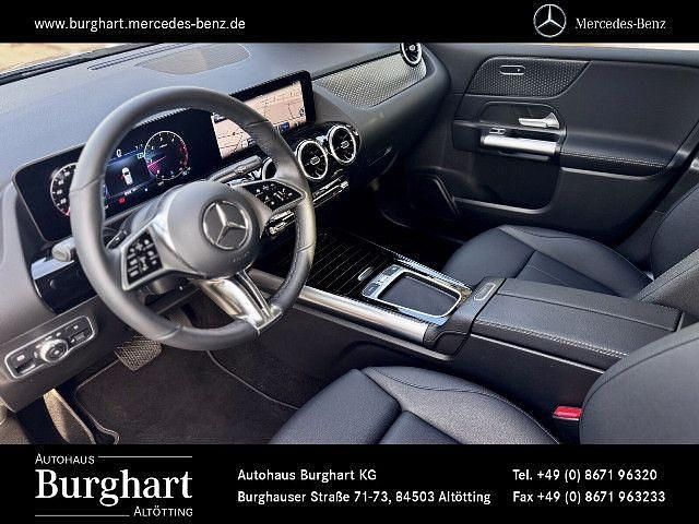 Gebraucht Mercedes B200 Advanced 150 PS (110 kW) 2024 Silber Van / Kleinbus