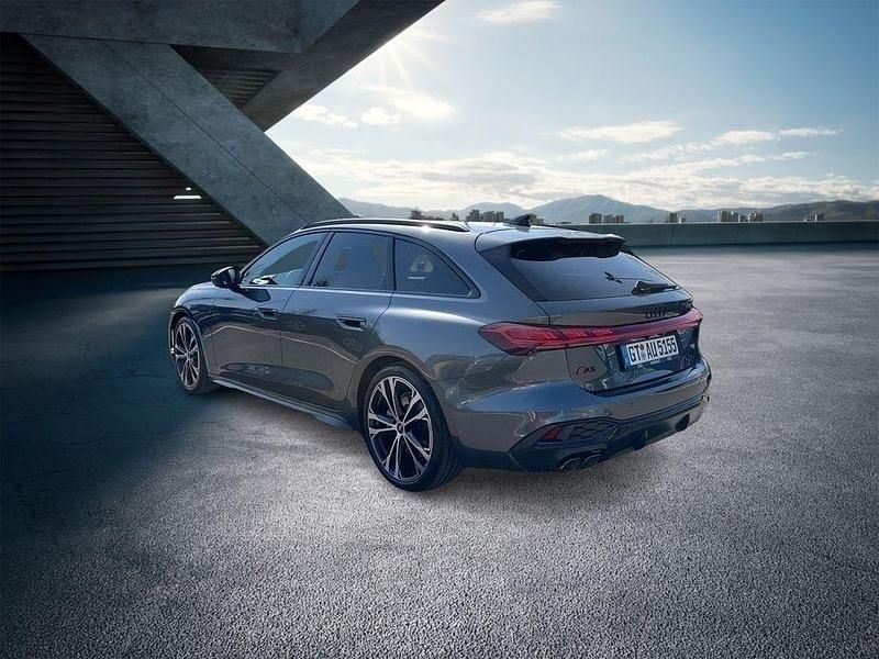 Gebraucht Audi A5 Ambiente 204 PS (150 kW) 2024 Daytonagrau perleffekt Coupé