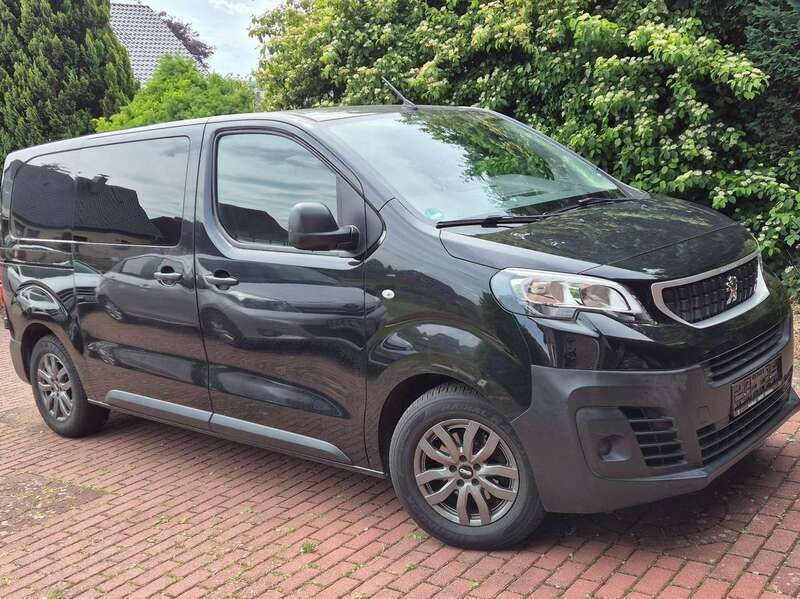 Schwarz Gebraucht 2017 Peugeot Expert Van | 12.500 € (Teuer) - Bild 1/4