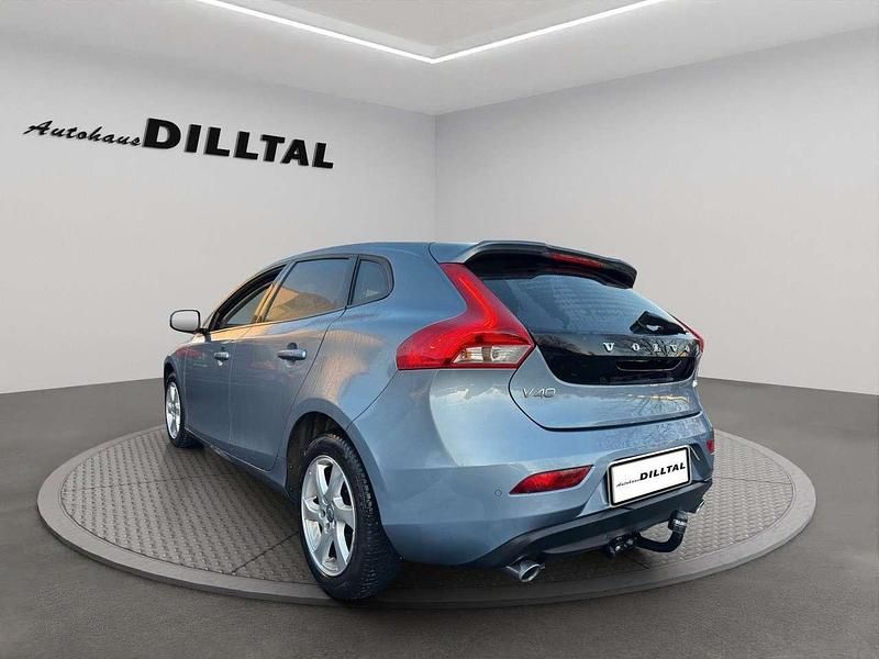 Gebraucht Volvo V40 150 PS (110 kW) 2019 Blau Limousine