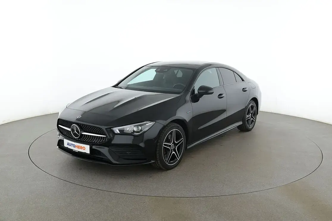 Gebraucht Mercedes CLA250 AMG line 102 PS (75 kW) 2021 Coupé