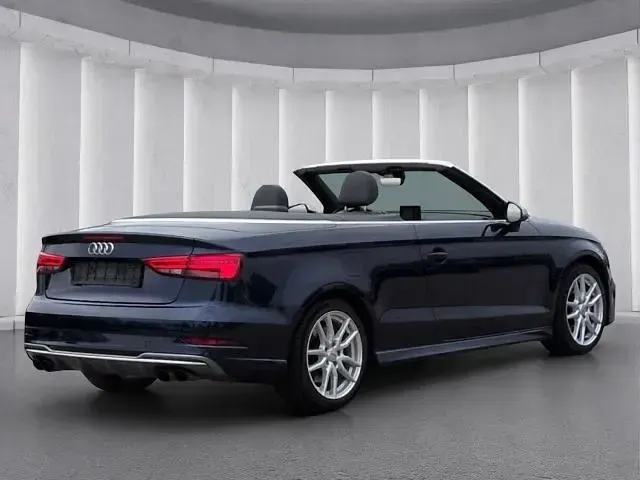 Gebraucht Audi S3 Cabriolet Ambiente 310 PS (228 kW) 2018 Blau Cabrio