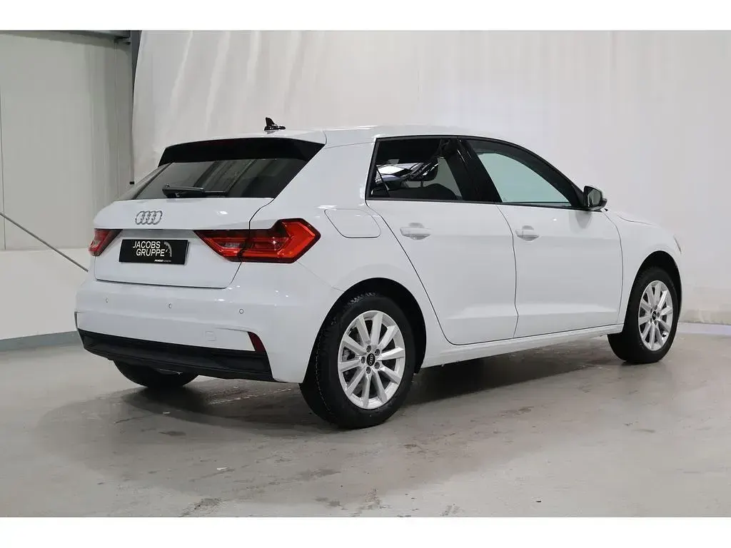 Gebraucht Audi A1 Sportback Sport 116 PS (85 kW) 2026 Weiß Kleinwagen