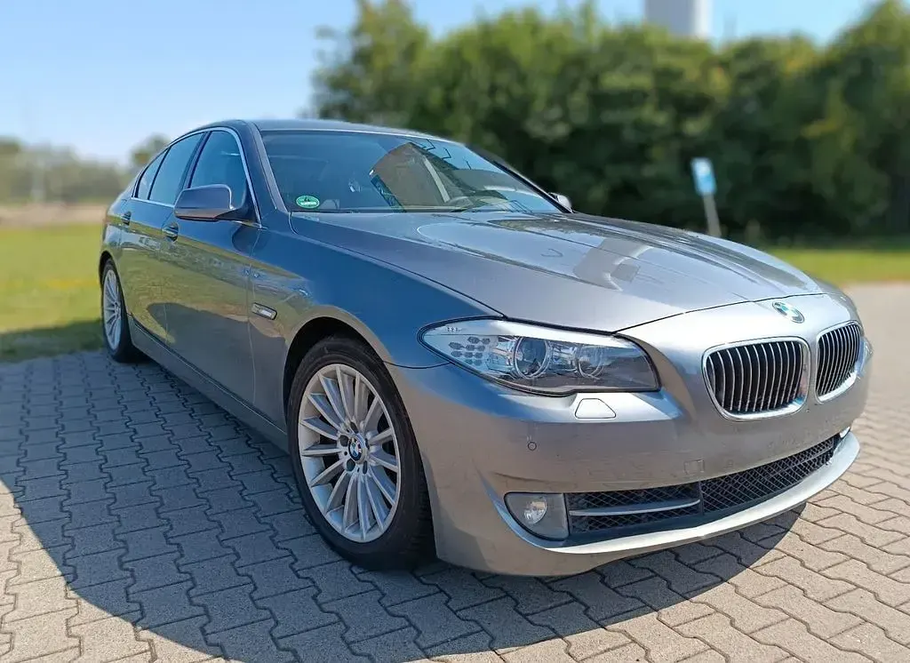 Gebraucht BMW 535 306 PS (225 kW) 2011 Grau Limousine