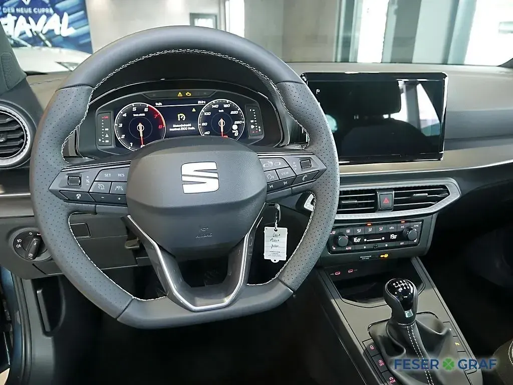 Neu Seat Arona FR 117 PS (86 kW) 2026 Grau SUV