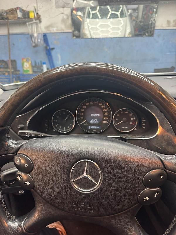 Gebraucht Mercedes CLS500 306 PS (225 kW) 2005 Limousine