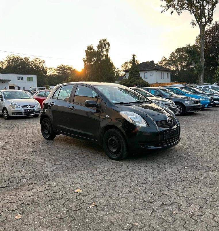 Schwarz Gebraucht 2007 Toyota Yaris Kleinwagen | 1.650 € (Guter Preis) - Bild 1/4