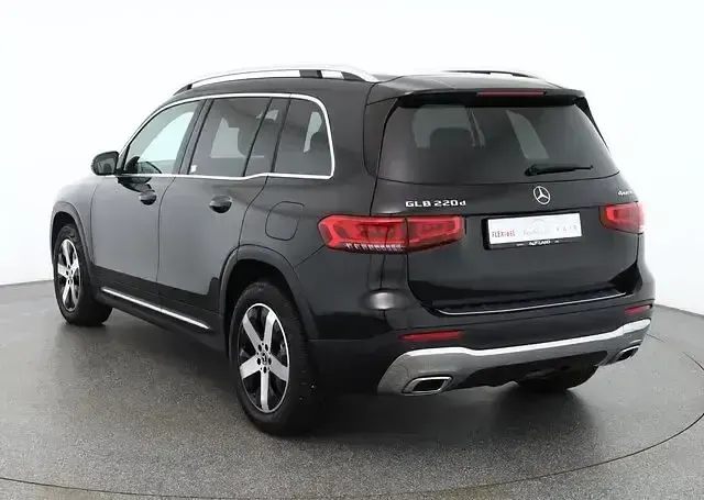 Gebraucht Mercedes GLB220 Progressive 190 PS (139 kW) 2023 Schwarz SUV